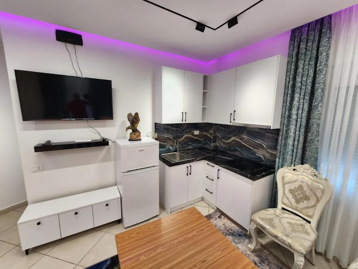 Tirana Class House Guest house